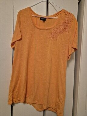 Worthington Orange Floral-Appliqué Scoop Neck Top